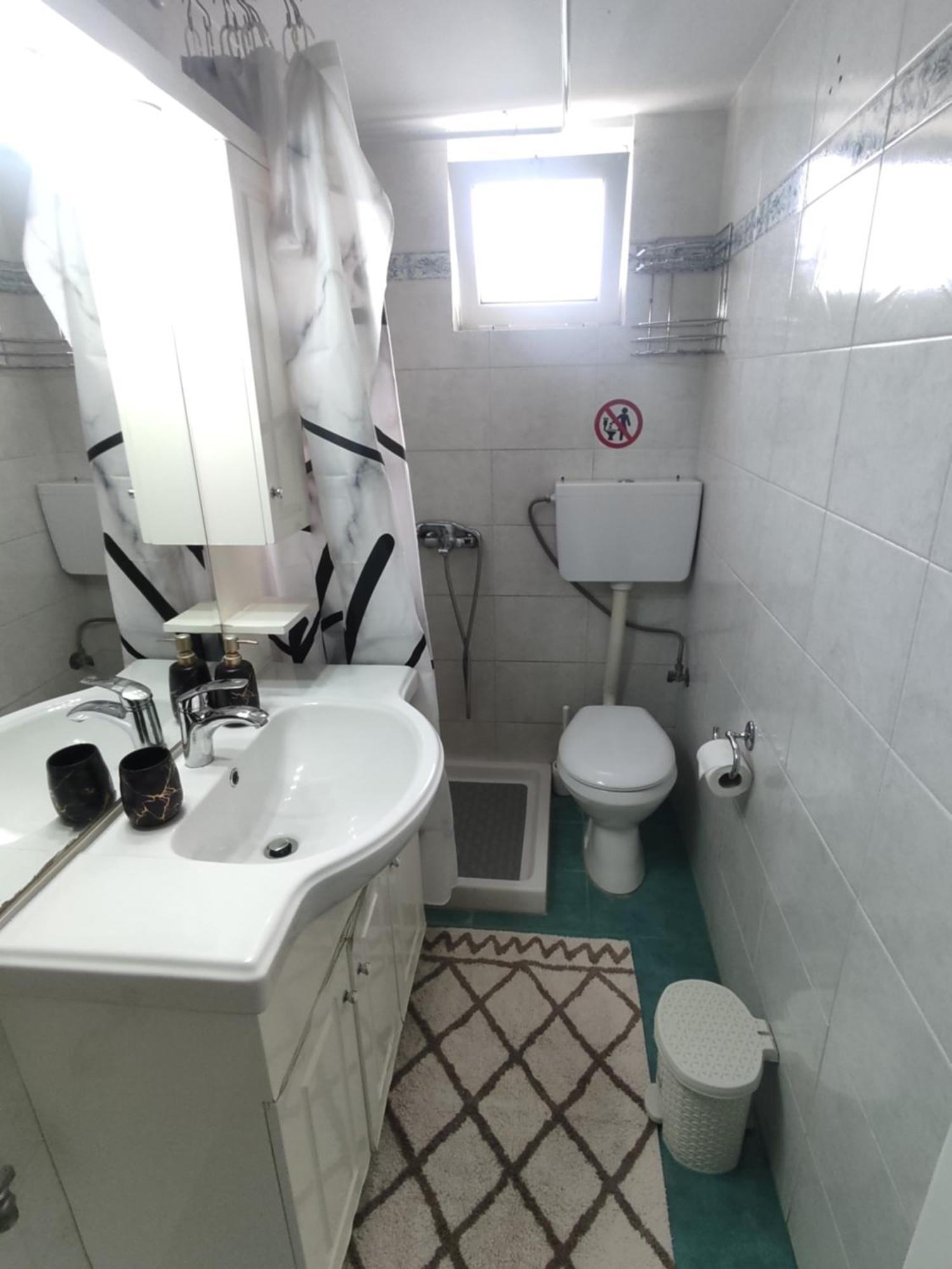 Aktis Apartment Near Airport Artemida  Ngoại thất bức ảnh